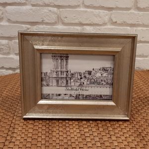 6 x 4 Goldish Picture frame